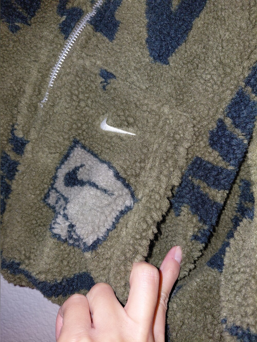 NWT Nike High Pile Olive Green Sherpa Jacket Medium - Picture 3 of 11